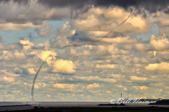 Waterspout - Lake Erie (2)