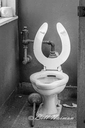 Tyler Elevator Building - The Throne B&W