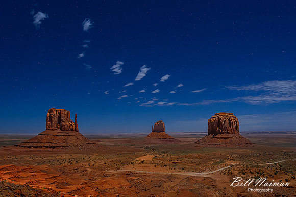 Monument Valley -Evening Moon Light-2026_03_27-1241