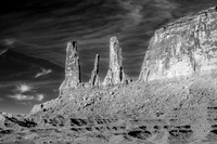 Monument Valley-Three Sisters--2026_03_28-8788