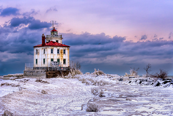 Mentor Headlands - Fairport Harbor Lighthouse (1)