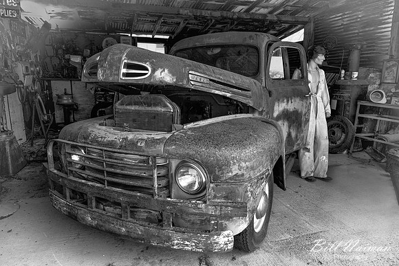 RT 66 Hackberry AZ - Hackberry General Store (9)) - Old Ford Truck
