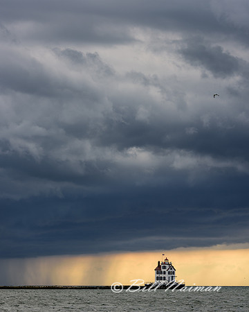 Lorain Lighthouse - Storm Approaching (1)