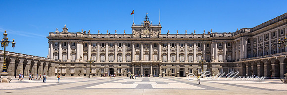 Royal Palace (2)