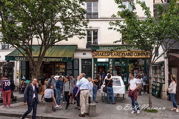 Shakespeare and Company (1)