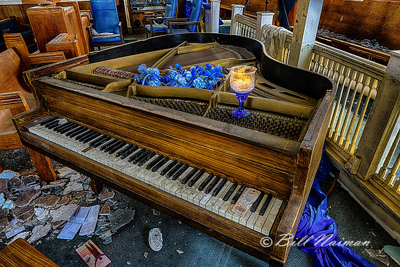 Piano and Goblet