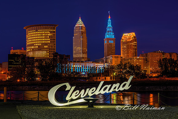 Cleveland Script Sing at Night at the Foundry