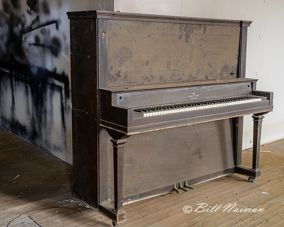 Tyler Elevator Building - Piano (3)