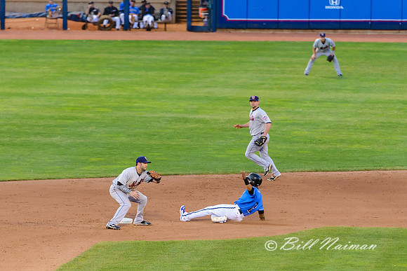 Francisco Lindor Stolen Base 2 of 4_June 12, 2014